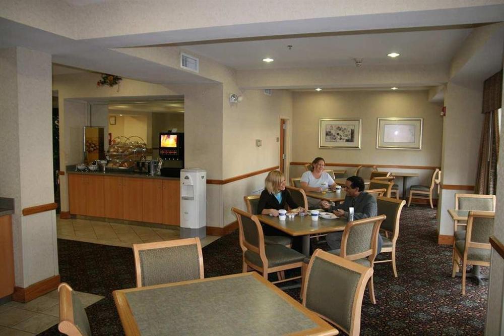 La Quinta Inn & Suites By Wyndham St Louis Route 66 Windsor Springs Restaurante foto